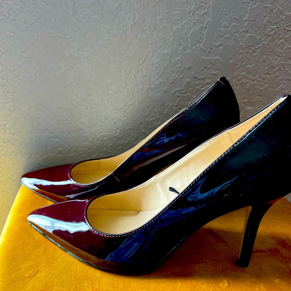 Nine West size 10 maroon ombré pumps